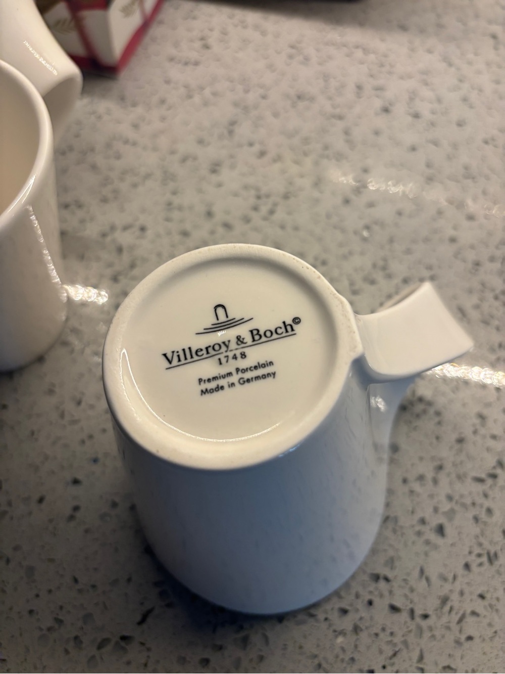Villeroy & Boch White Porcelain Mug with Handle